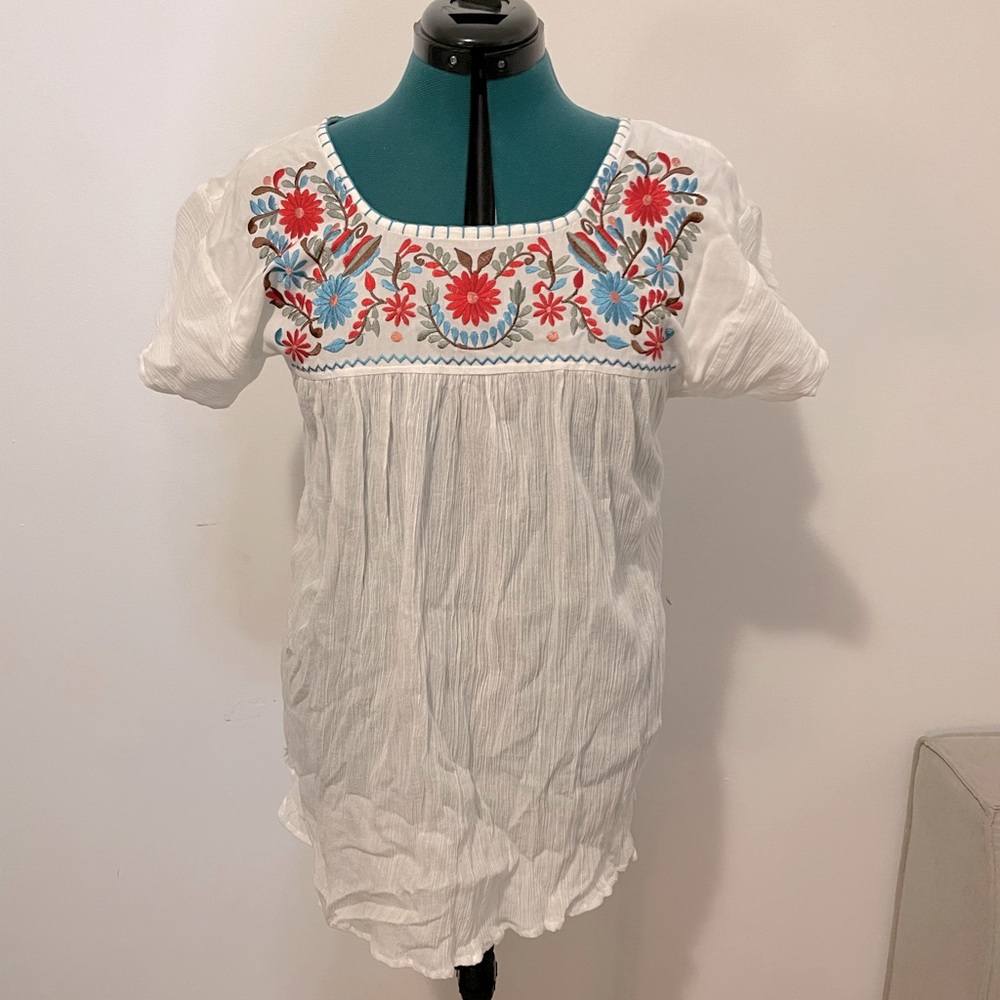 Geeta Boho Tubic with Floral Embroidery